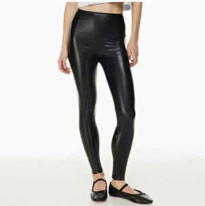 Aritzia Black Vegan Leather Leggings High-Waisted Daria Size Medium